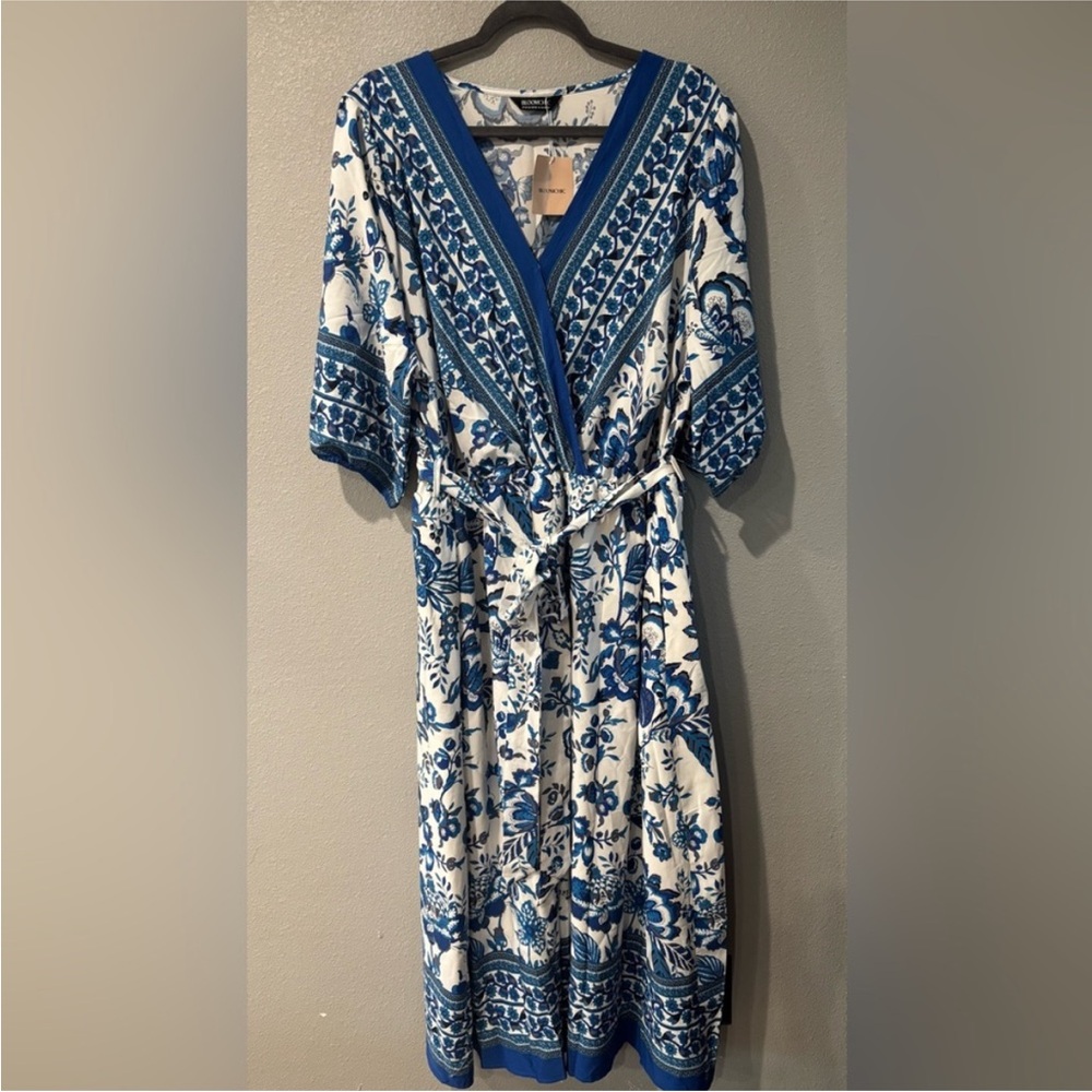 BloomChic Blue and White Patterned Maxi Dress - Picture 5 of 5